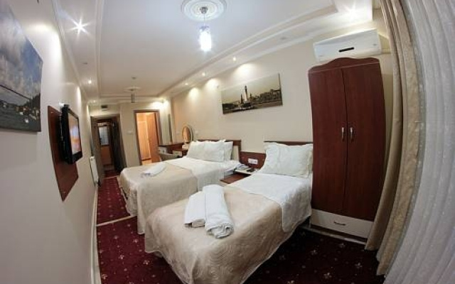 Taksim Family House