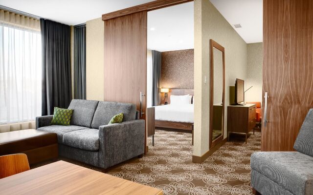 Ômage Hotel, Montreal Laval, a Tribute Portfolio Hotel