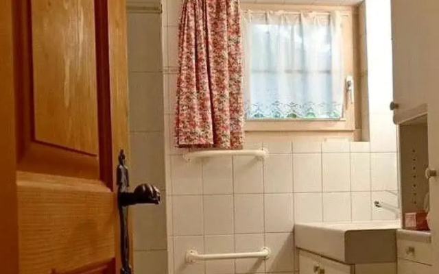 Am Schilf Lauenen in Lauenen