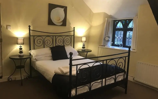 The Cridford Inn