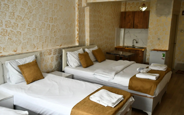 Ada  Apart Hotel