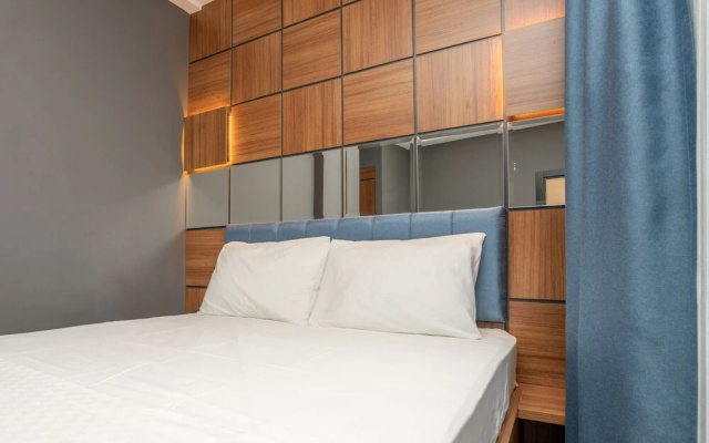 Center Suite