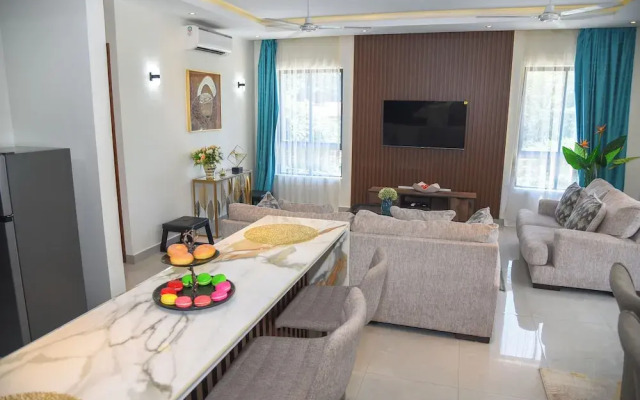 Mira Heights Suite & Conferencing