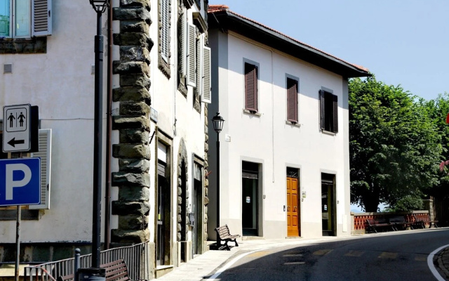 Holiday House In Vallombrosa