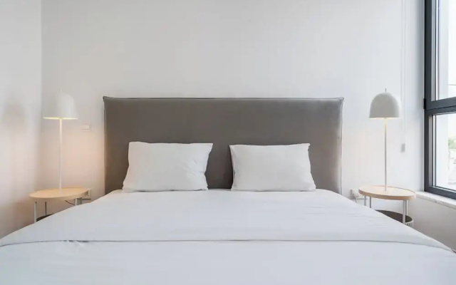 Solara - Stylish Balcony Apartments in Larnaca