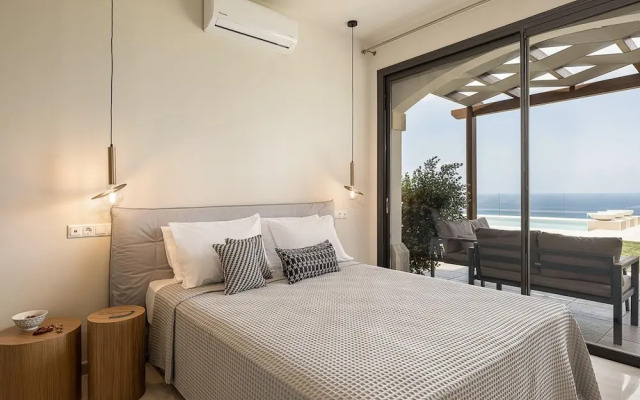 Villa Heora - The Floating Residence