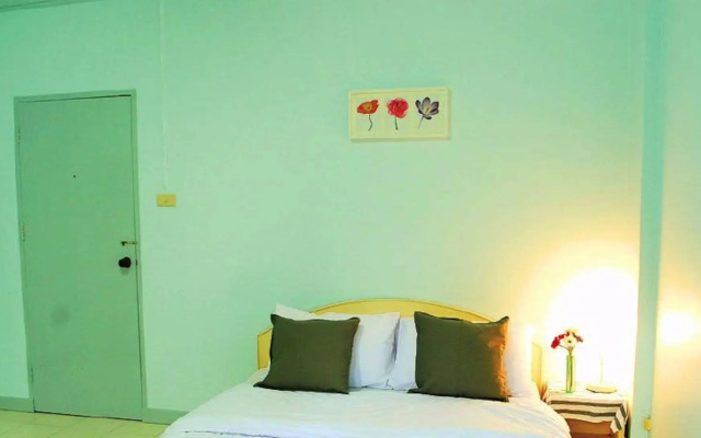 Amina Residence