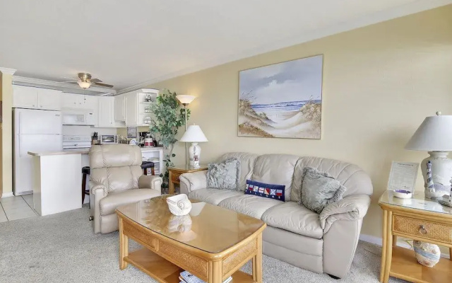 Seascape 2212 - 2 Br Condo