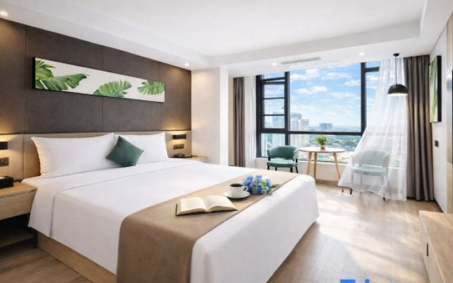 Yueke Youpin Hotel (Xiangyin Gaoling Bus Station)
