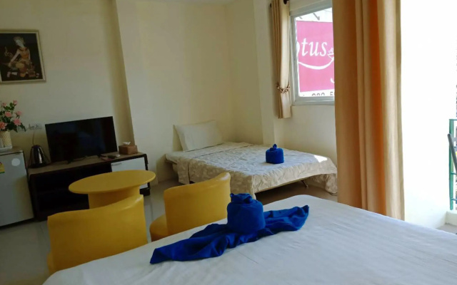 Lotus Suite Hua Hin