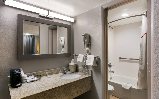 Red Roof Inn Baltimore