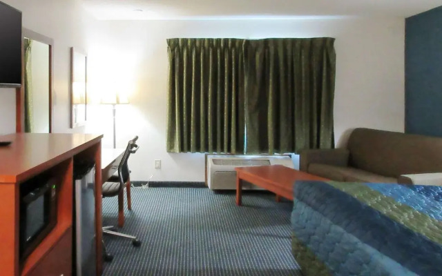 OYO Hotel Redwood Falls near Jackpot Casino