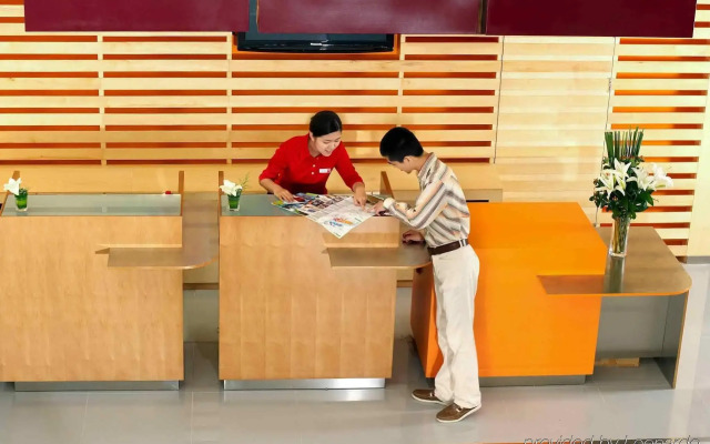 Ibis Shanghai Xujiahui