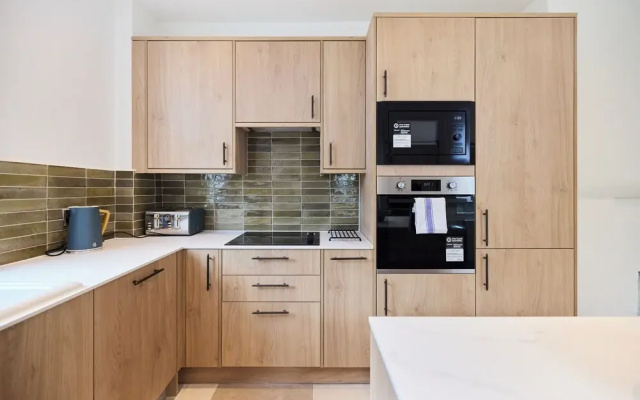 The Earlsfield Flat