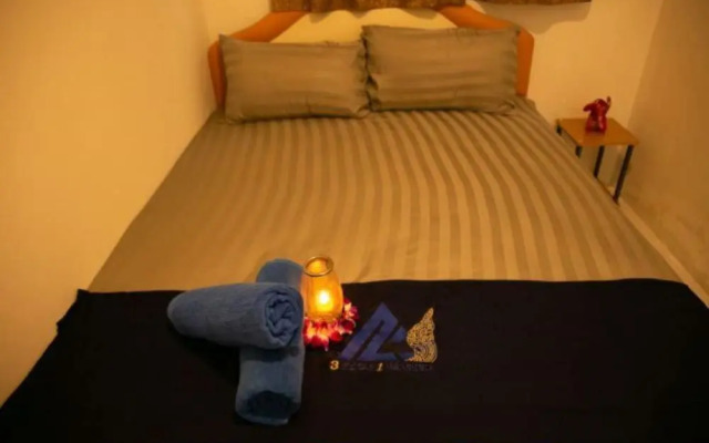 3 Plus 1 Hostel