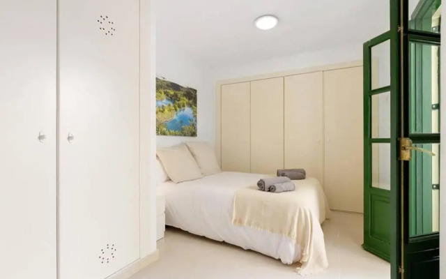 Casita En Pedregalejo Con Terraza 19B
