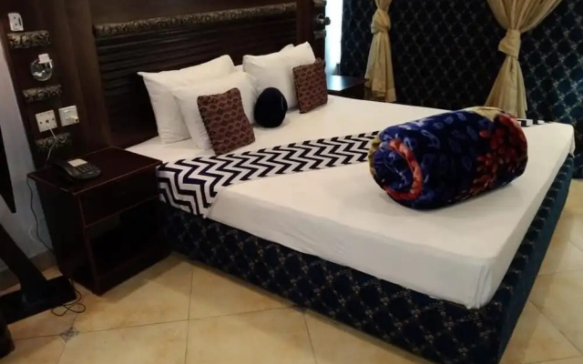 Royal suites Hotel