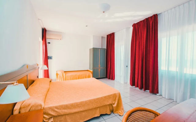 Apulia Hotel Corigliano Calabro