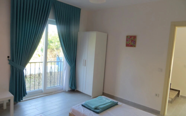 Dalyandreams Villa Sleeps12-pool-wifi-ac-parking