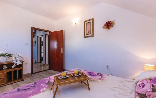Beautiful Home in Crikvenica With Wifi and 6 Bedrooms