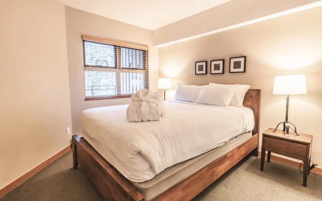 Whistler Vacation Club Lake Placid Lodge - 225