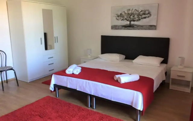 City Holiday Apartment