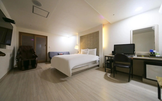 CNN Hotel
