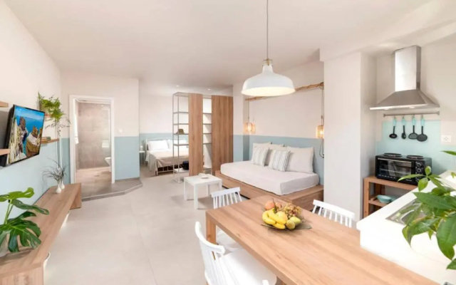 Stalis Sea Front Studios B