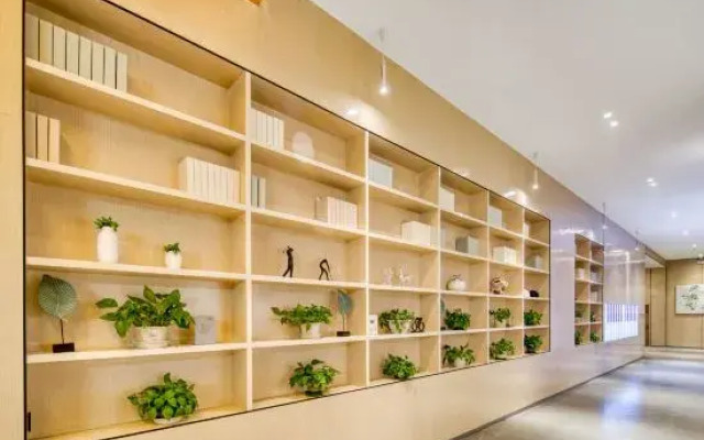 Bella Hotel (Dongying Guangrao Le'an Street International Expo Center)