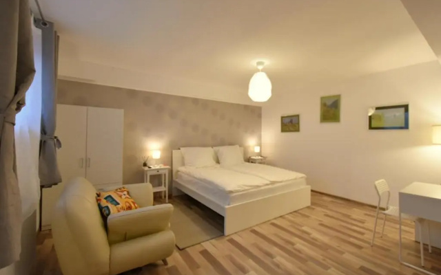 Neferprod Apartments - IS - CAM 06