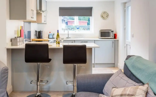 Ideal Couples Base for Exploring the Isle of Arran