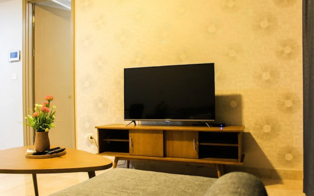 Best View 1BR Apartment at Gold Coast PIK By Travelio