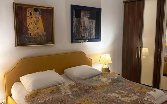 Apartment ISMENS