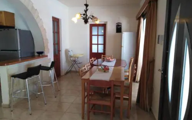 Coral Bay Villas