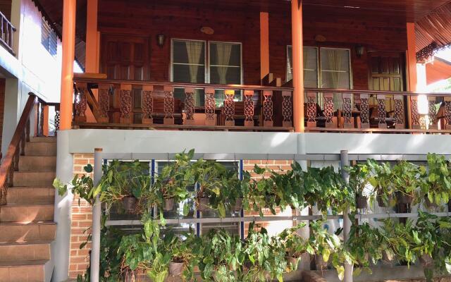 Отель Koh Tao Tropicana Resort Таиланд, Остров Тау - отзывы, цены и фото номеров - забронировать отель Koh Tao Tropicana Resort онлайн вид на фасад