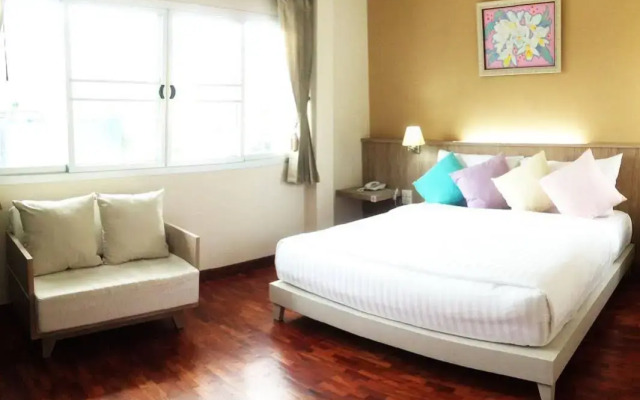 Orchid Place Hotel