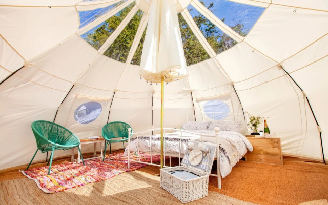 Stunning 1-bed Star Gazing Bell Tent Loughborough