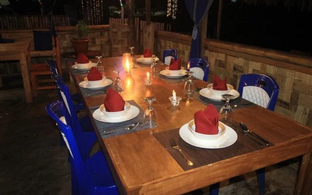 The Tandjoeng Homestay and Resto
