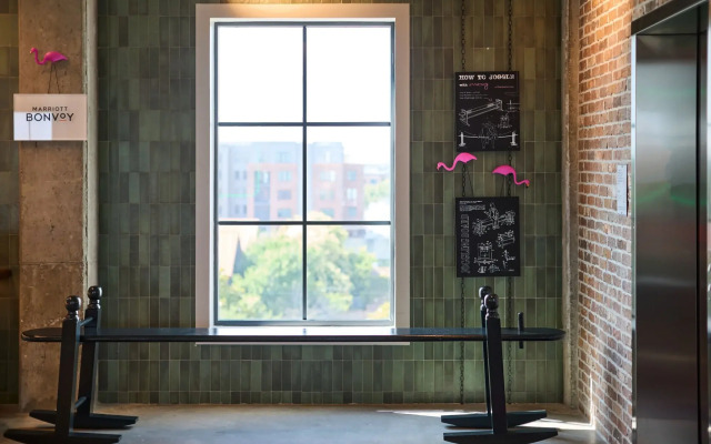 Moxy Charleston Downtown