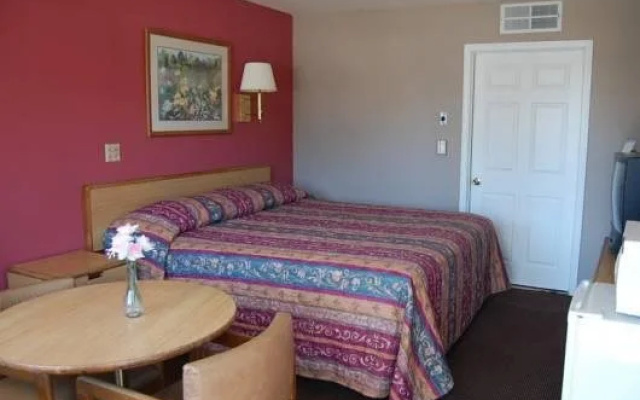 Colony Motel