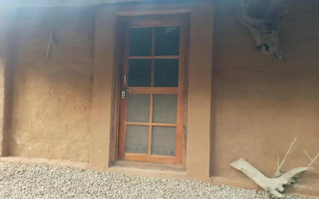 Camp Kyari, Syat