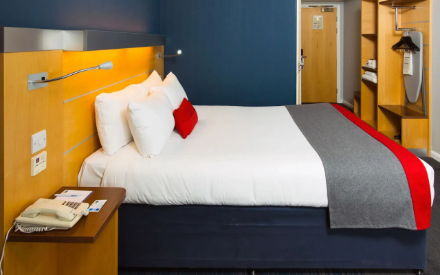Holiday Inn Express Cambridge by IHG