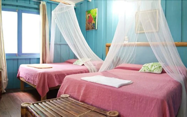 Playa Chiquita Lodge