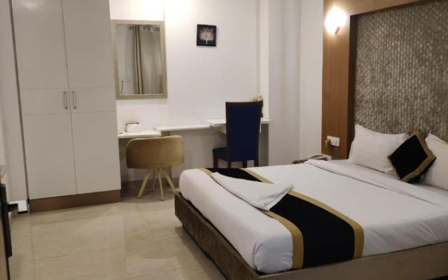 Phoenix Suites