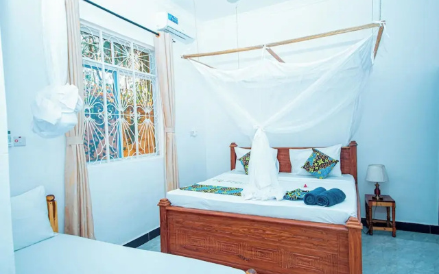 Pongwe Beachfront Villa