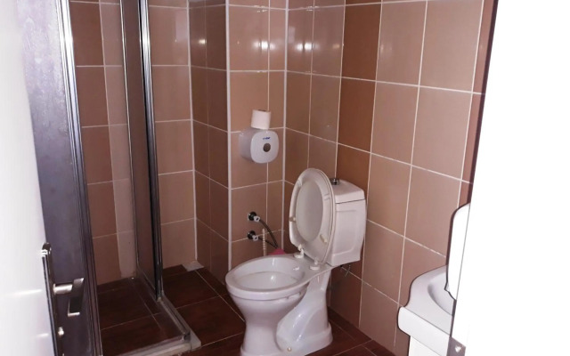 Dilmac Hotel