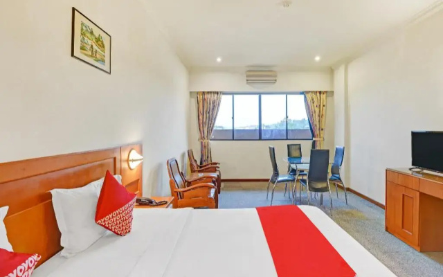 Oyo 1178 Plaza Hotel Tanjung Pinang