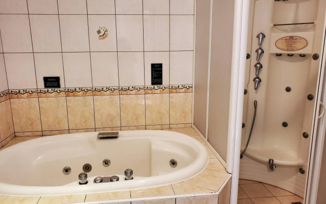 Aegean Garden Motel