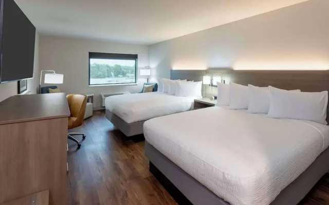 GrandStay Hotel & Suites