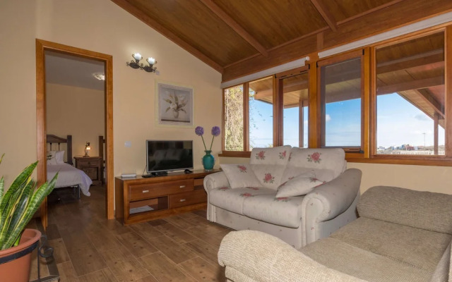 Casa Vacacional en el Centro de Moya